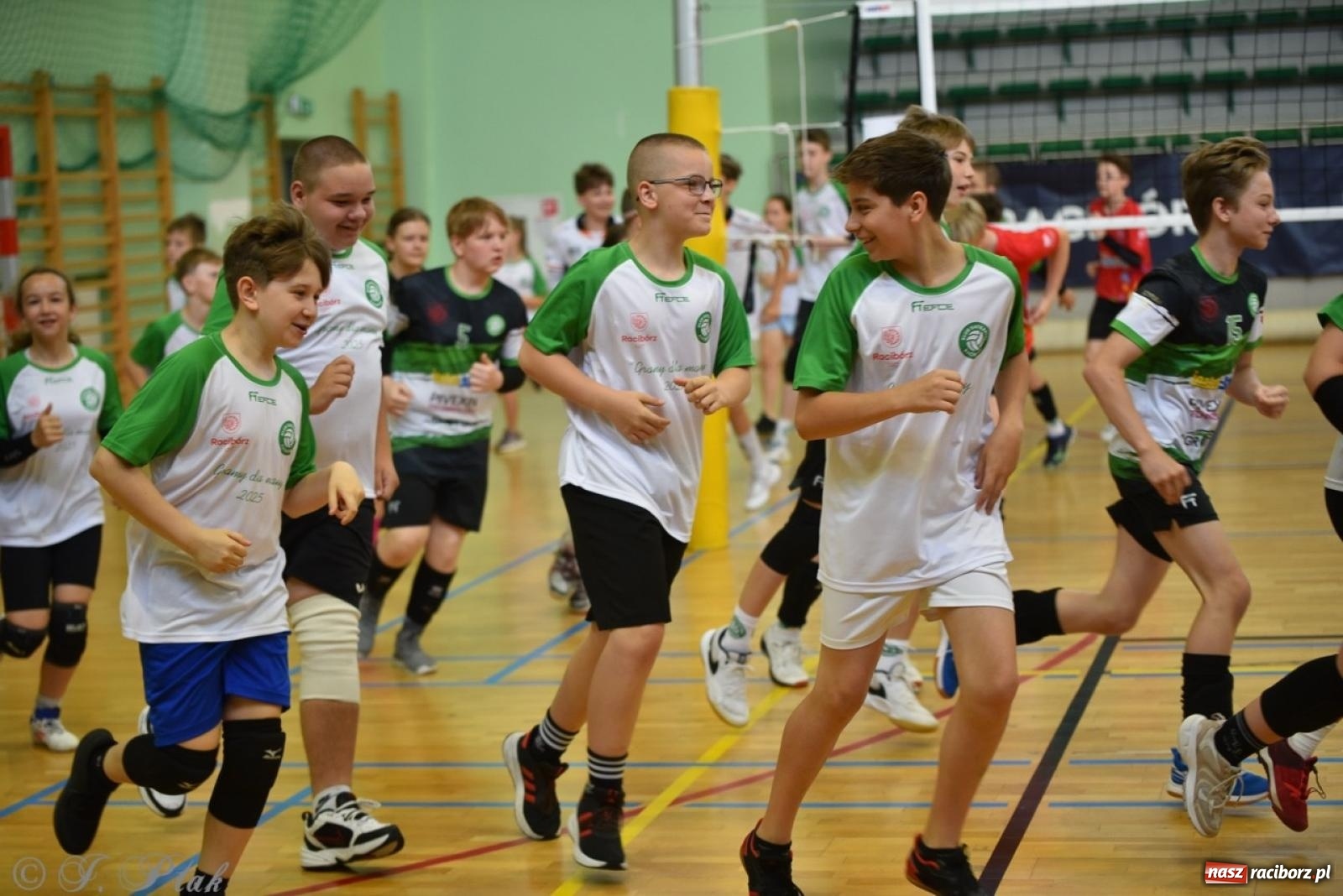 Zdjęcie w galerii na portalu naszraciborz.pl: 12. edycja turnieju Gramy dla Mamy odbyła się w Raciborzu wiadomości z regionu