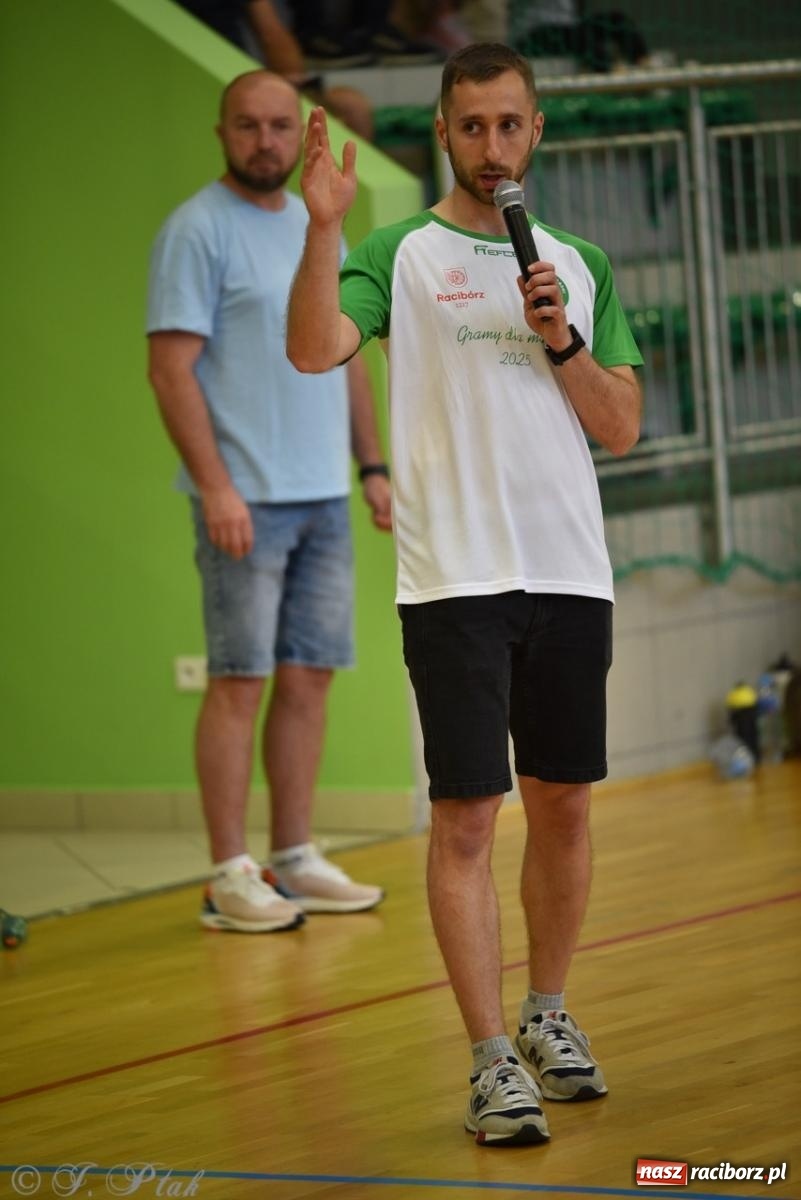 Zdjęcie w galerii na portalu naszraciborz.pl: 12. edycja turnieju Gramy dla Mamy odbyła się w Raciborzu wiadomości z regionu