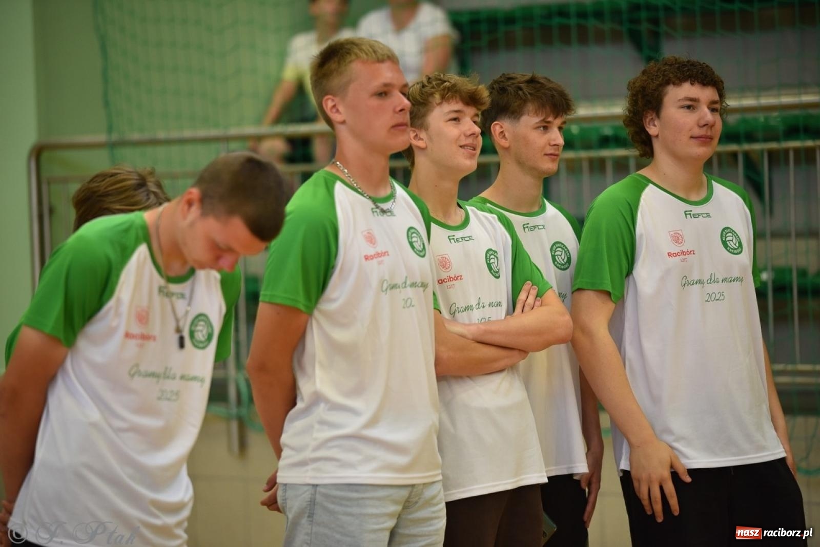 Zdjęcie w galerii na portalu naszraciborz.pl: 12. edycja turnieju Gramy dla Mamy odbyła się w Raciborzu wiadomości z regionu