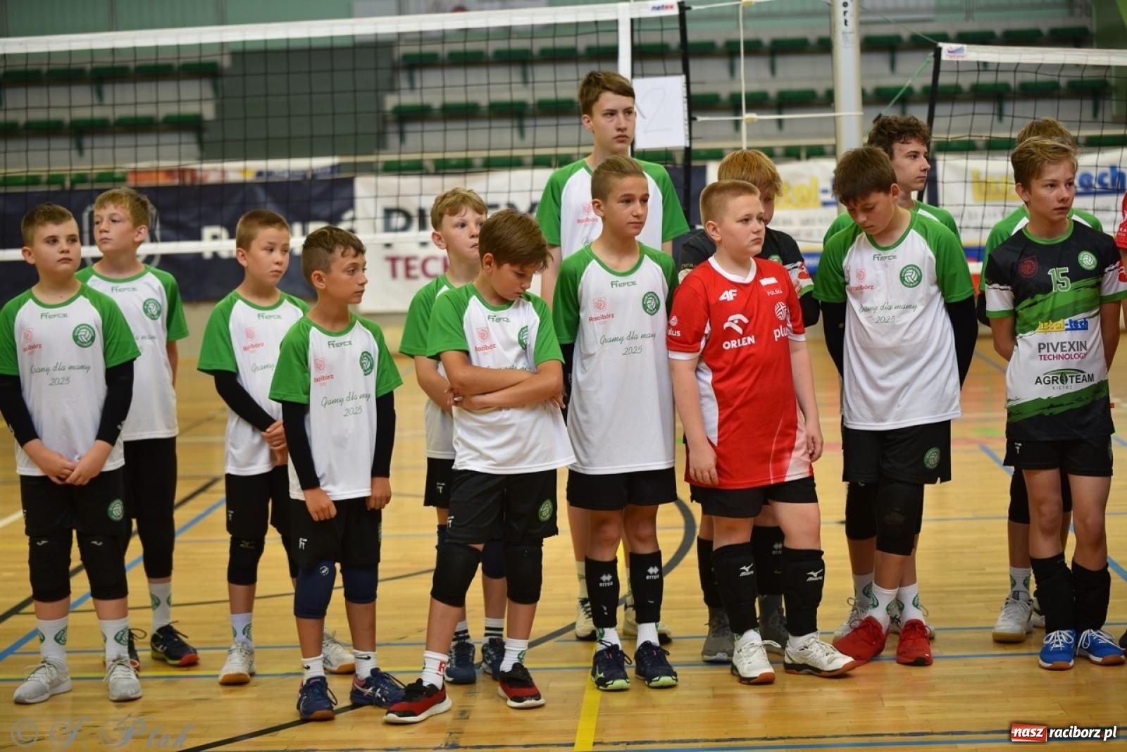 Zdjęcie w galerii na portalu naszraciborz.pl: 12. edycja turnieju Gramy dla Mamy odbyła się w Raciborzu wiadomości z regionu