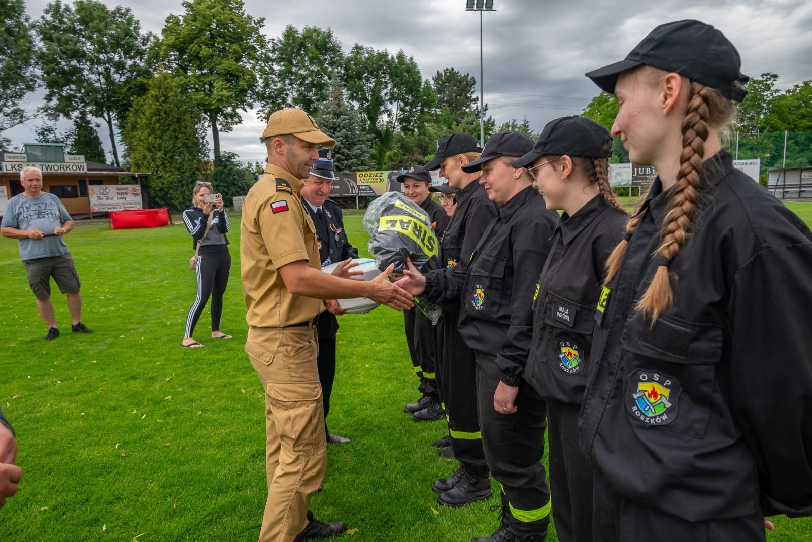 Zdjęcie w galerii na portalu naszraciborz.pl: Roszków zdominował Gminne Zawody Sportowo-Pożarnicze o Puchar Wójta Gminy Krzyżanowice [FOTO i WIDEO] wiadomości z regionu