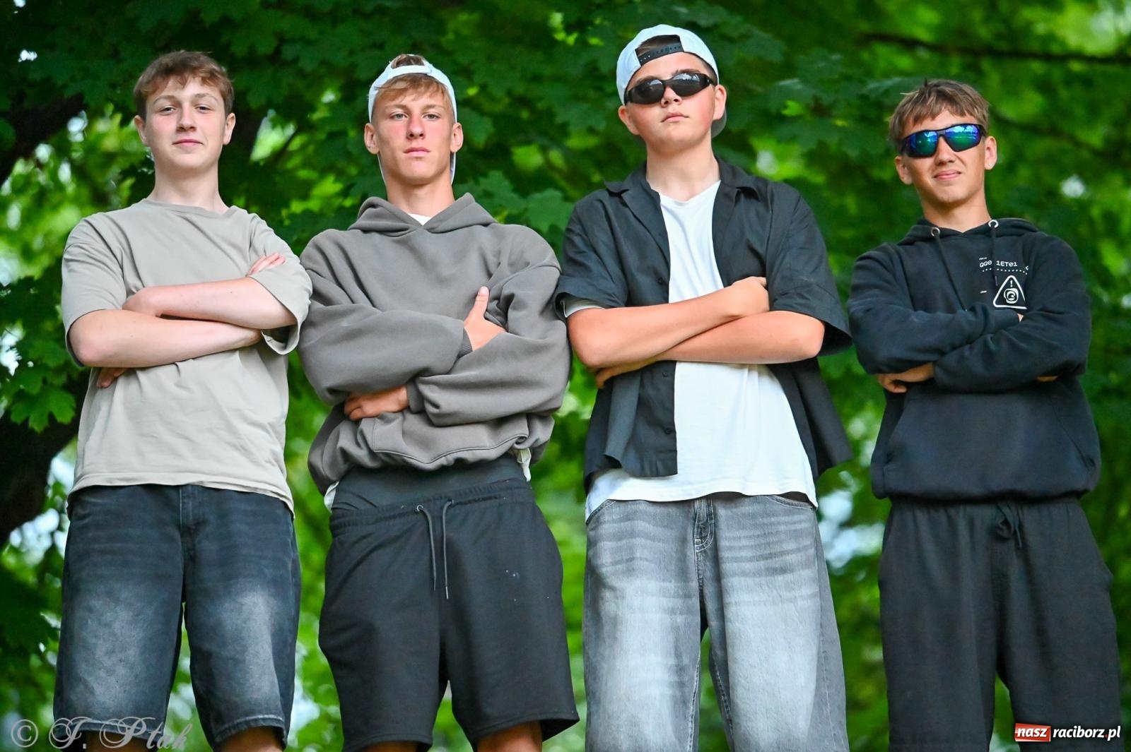 Zdjęcie w galerii na portalu naszraciborz.pl: Deszcz nie przegonił fanów – Viki Gabor i Grzegorz Hyży otworzyli Dni Raciborza [FOTO i WIDEO] wiadomości z regionu