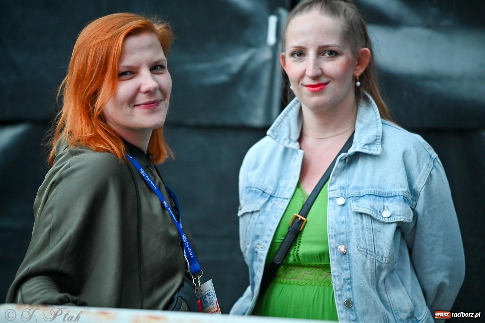 Zdjęcie w galerii na portalu naszraciborz.pl: Deszcz nie przegonił fanów – Viki Gabor i Grzegorz Hyży otworzyli Dni Raciborza [FOTO i WIDEO] wiadomości z regionu