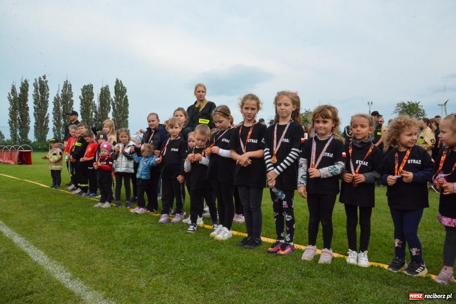 Zdjęcie w galerii na portalu naszraciborz.pl: Krzanowice biorą wszystko. Gminne zawody OSP w Wojnowicach ze startem drużyn dziecięcych [FOTO i WIDEO] wiadomości z regionu