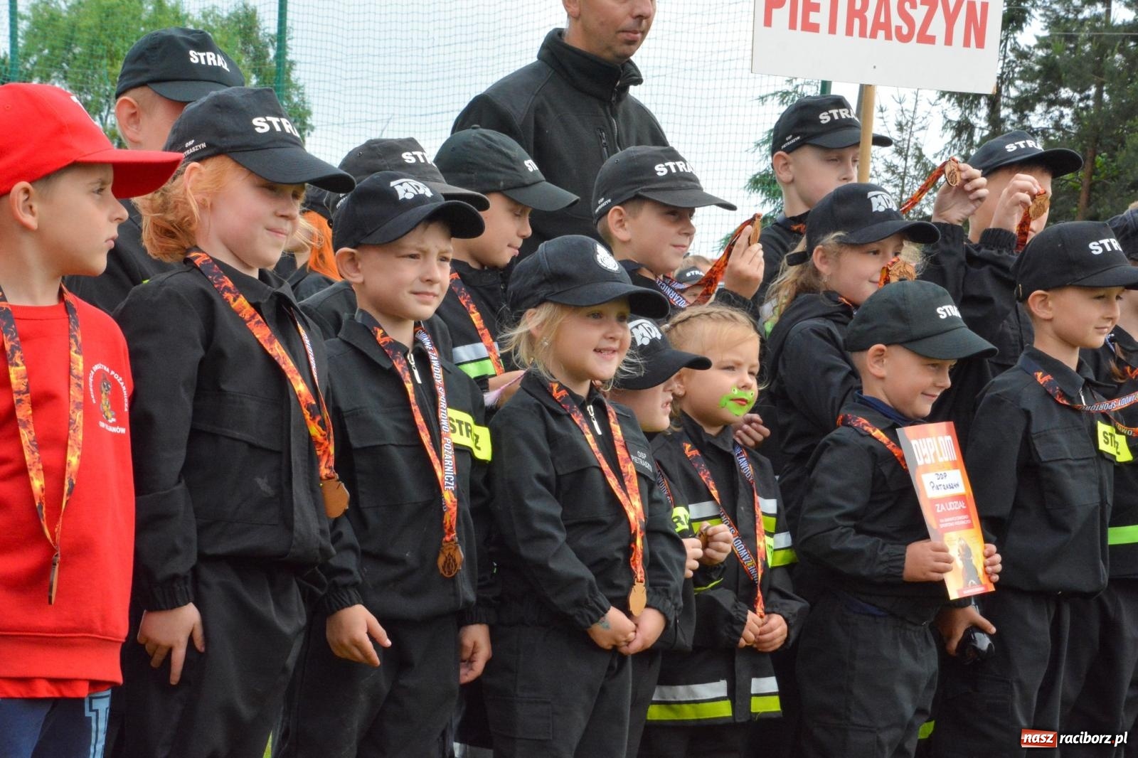 Zdjęcie w galerii na portalu naszraciborz.pl: Krzanowice biorą wszystko. Gminne zawody OSP w Wojnowicach ze startem drużyn dziecięcych [FOTO i WIDEO] wiadomości z regionu