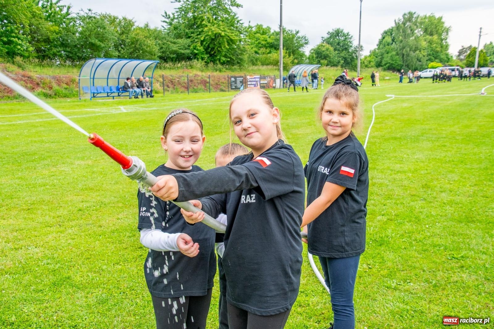 Zdjęcie w galerii na portalu naszraciborz.pl: Krzanowice biorą wszystko. Gminne zawody OSP w Wojnowicach ze startem drużyn dziecięcych [FOTO i WIDEO] wiadomości z regionu