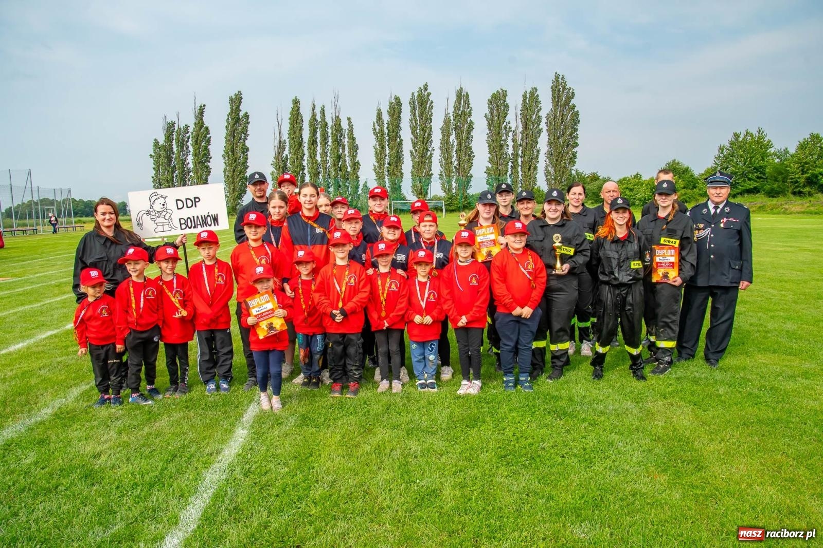 Zdjęcie w galerii na portalu naszraciborz.pl: Krzanowice biorą wszystko. Gminne zawody OSP w Wojnowicach ze startem drużyn dziecięcych [FOTO i WIDEO] wiadomości z regionu