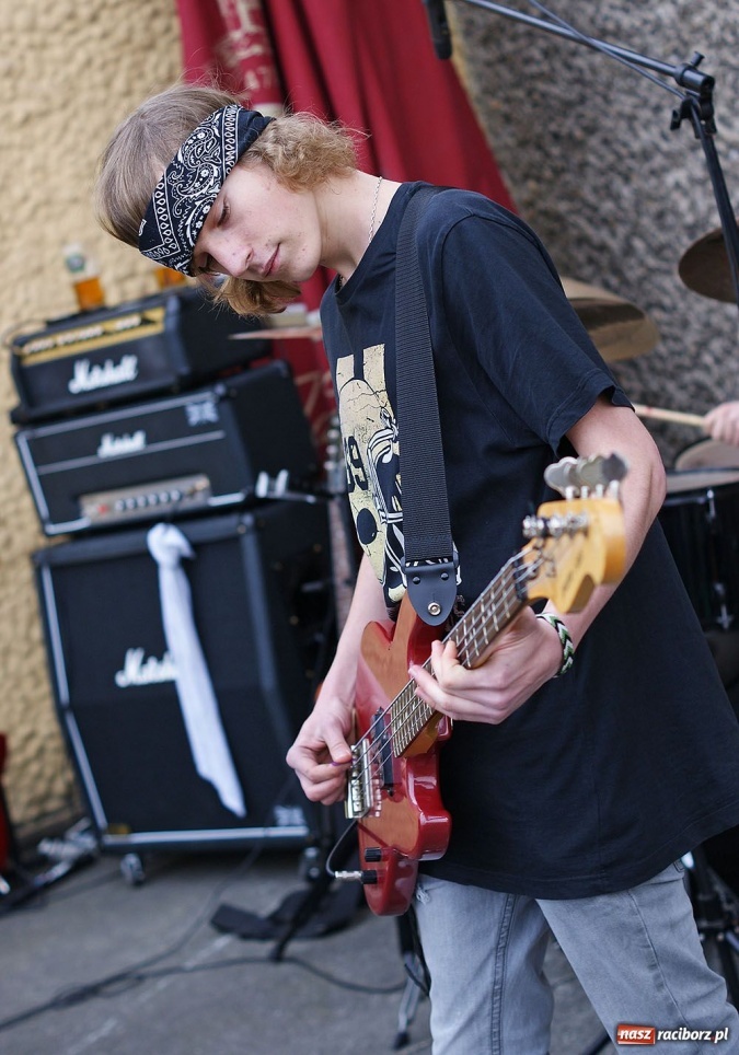 Zdjęcie w galerii na portalu naszraciborz.pl: Reversal zagrał w Kuźni wiadomości z regionu