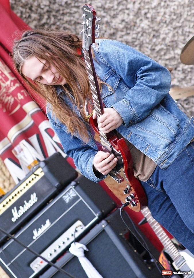 Zdjęcie w galerii na portalu naszraciborz.pl: Reversal zagrał w Kuźni wiadomości z regionu