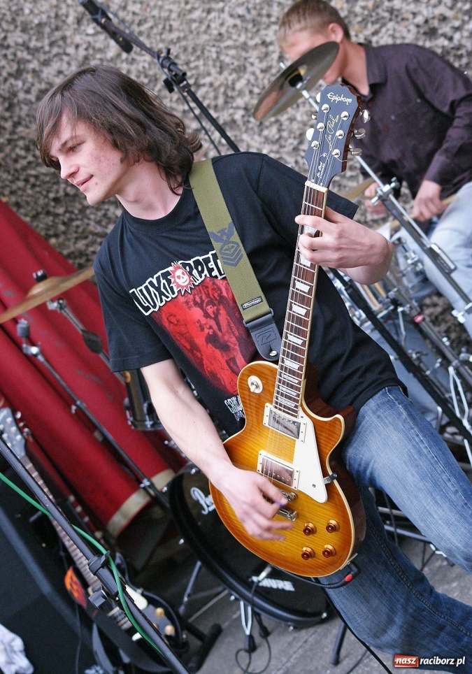 Zdjęcie w galerii na portalu naszraciborz.pl: Reversal zagrał w Kuźni wiadomości z regionu