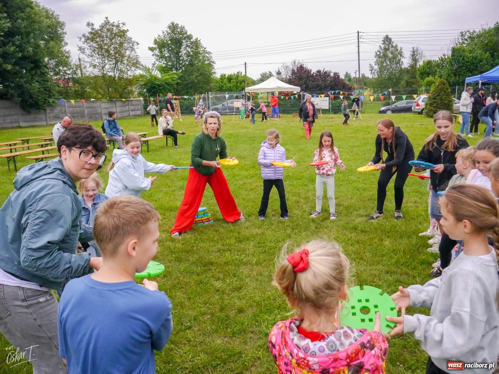 Zdjęcie w galerii na portalu naszraciborz.pl: Rodzinny Piknik z okazji Dnia Dziecka w Nędzy pełen radości i atrakcji  wiadomości z regionu