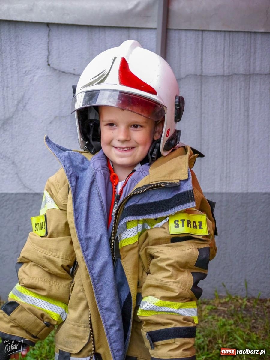 Zdjęcie w galerii na portalu naszraciborz.pl: Rodzinny Piknik z okazji Dnia Dziecka w Nędzy pełen radości i atrakcji  wiadomości z regionu