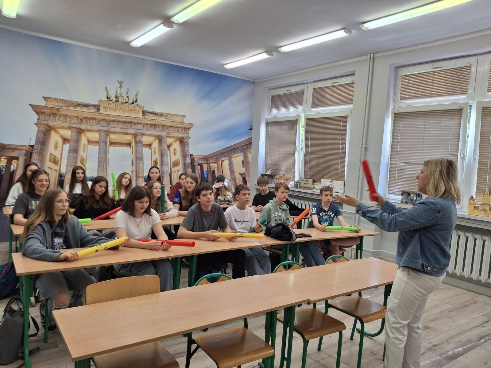 Zdjęcie w galerii na portalu naszraciborz.pl: Języki jednoczą świat – uczniowie z Niemiec po raz kolejny odwiedzili Racibórz w ramach wymiany szkolnej wiadomości z regionu