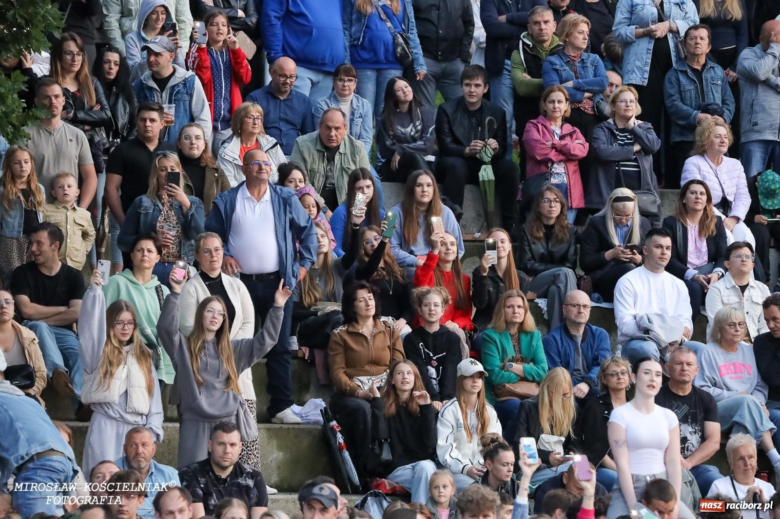 Zdjęcie w galerii na portalu naszraciborz.pl: Dni Raciborza na bulwarach – koncertowa niedziela z Ørgankiem i Sarsą na bis! [FOTO] wiadomości z regionu