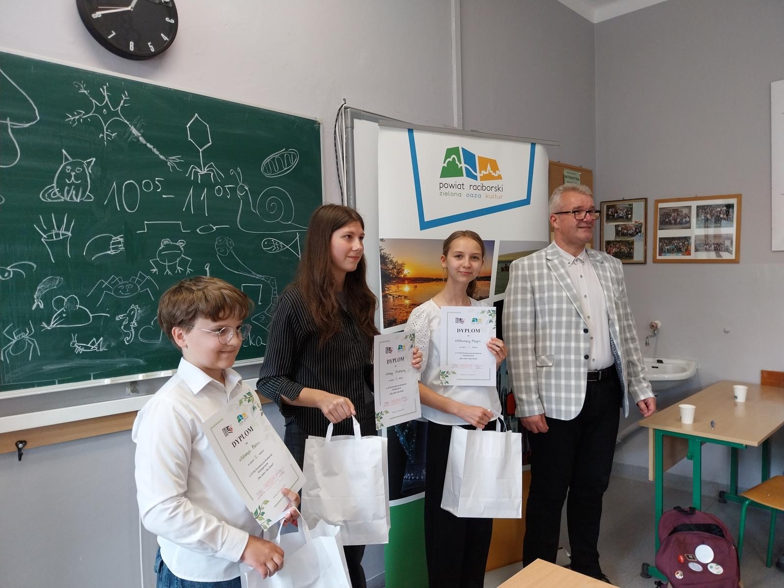 Zdjęcie w galerii na portalu naszraciborz.pl: XVIII edycja konkursu ekologicznego Dla siebie i dla Ziemi wiadomości z regionu