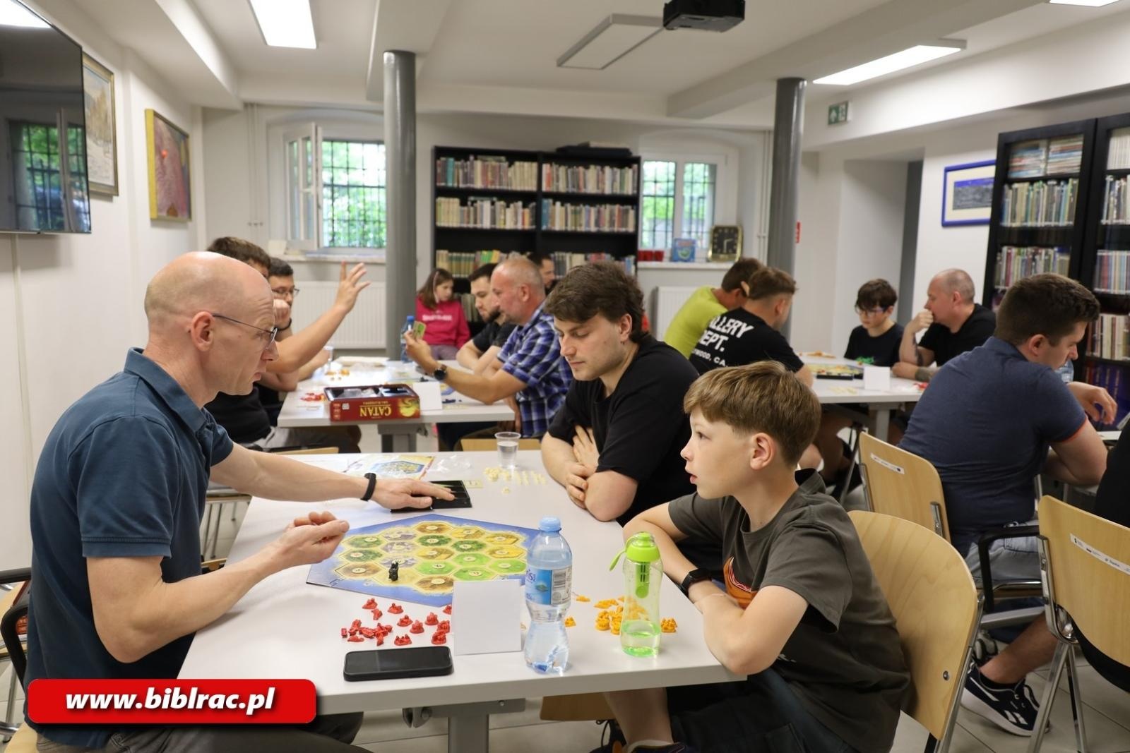 Zdjęcie w galerii na portalu naszraciborz.pl: Wielkie święto fanów planszówek w Raciborzu, czyli VII Festiwal Gier Planszowych wiadomości z regionu