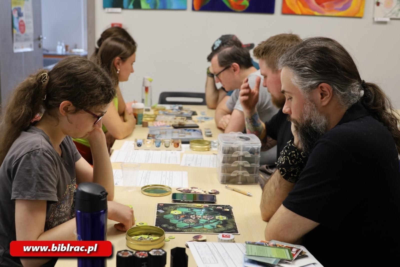 Zdjęcie w galerii na portalu naszraciborz.pl: Wielkie święto fanów planszówek w Raciborzu, czyli VII Festiwal Gier Planszowych wiadomości z regionu