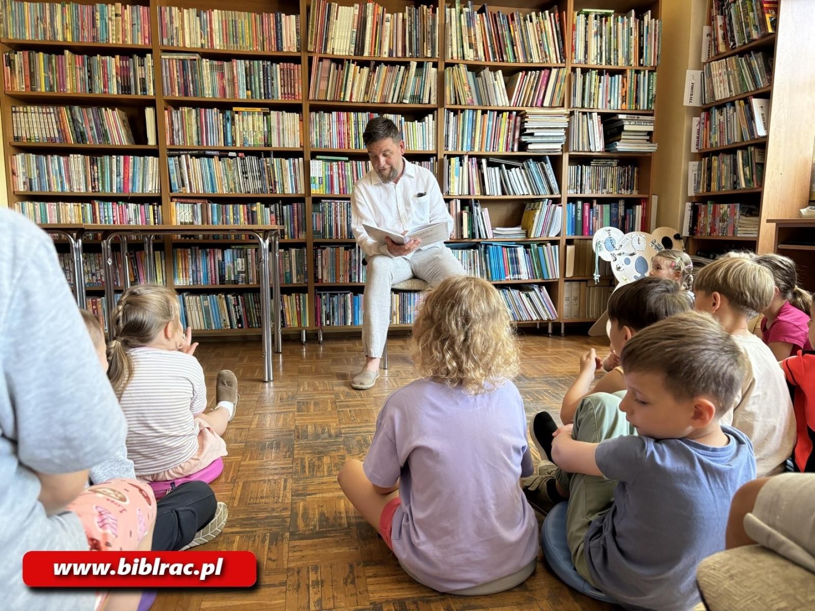 Zdjęcie w galerii na portalu naszraciborz.pl: Bo czytanie zbliża! Za nami Tydzień Czytania Dzieciom w Raciborzu wiadomości z regionu