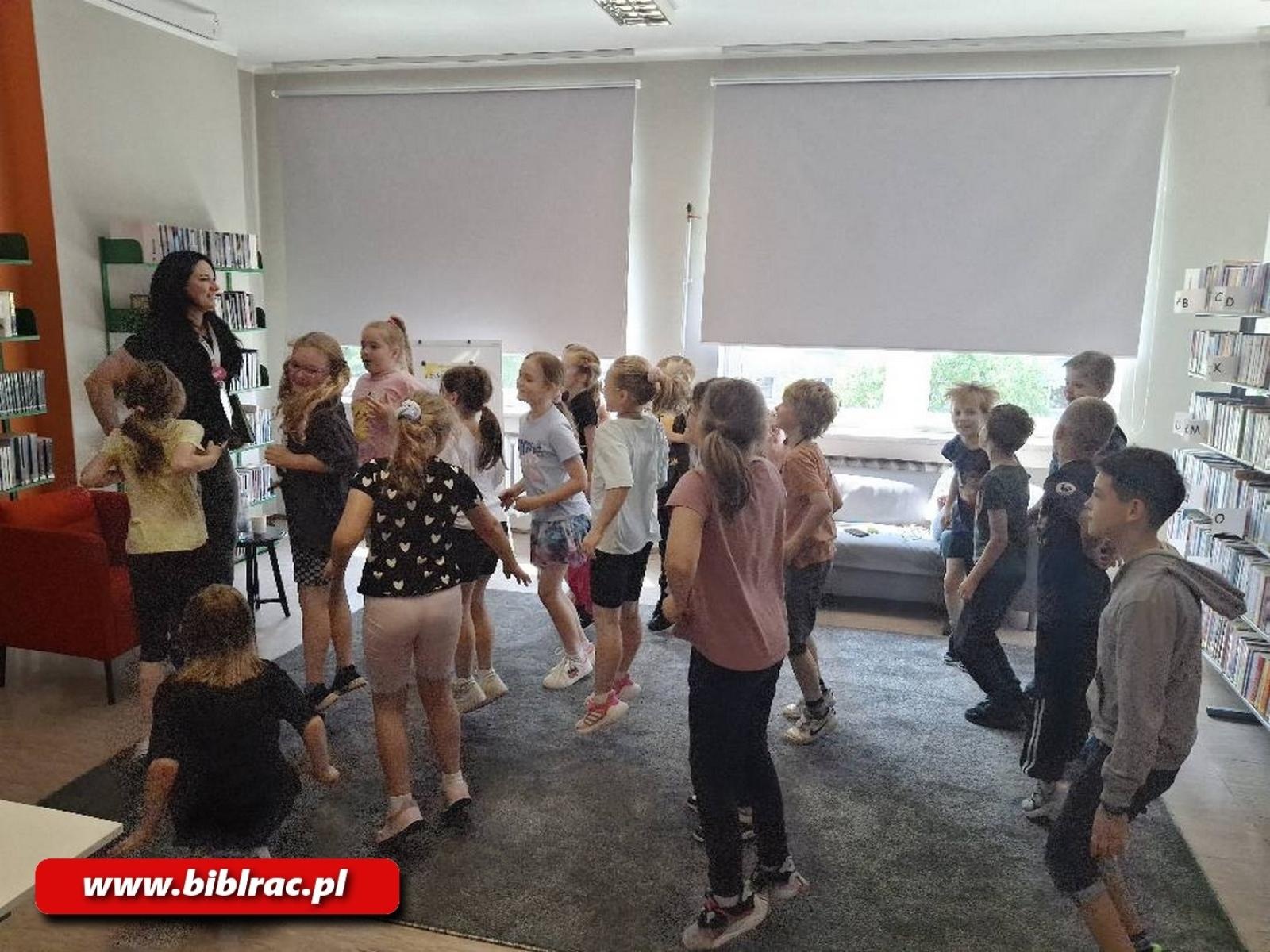 Zdjęcie w galerii na portalu naszraciborz.pl: Bo czytanie zbliża! Za nami Tydzień Czytania Dzieciom w Raciborzu wiadomości z regionu