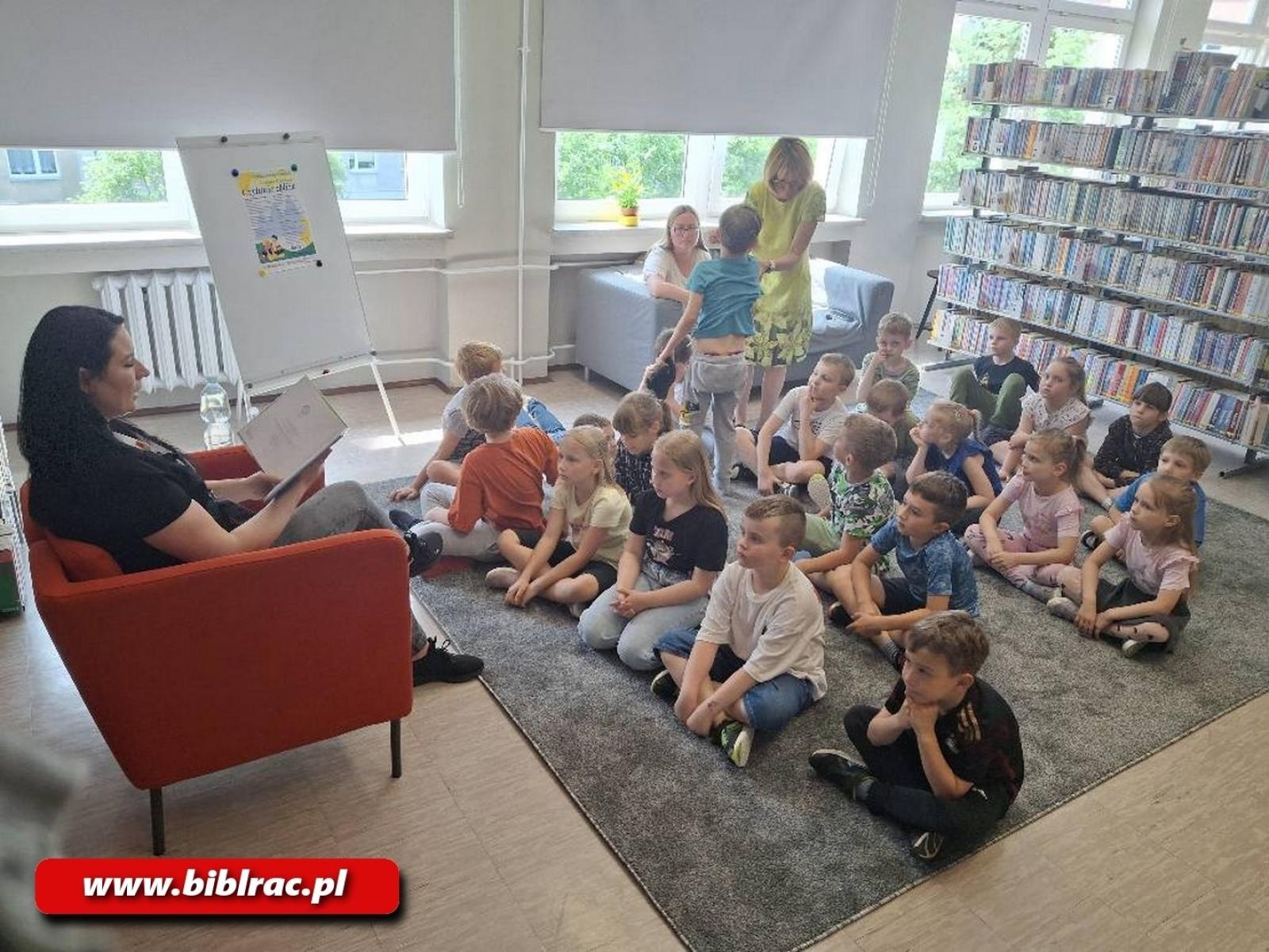 Zdjęcie w galerii na portalu naszraciborz.pl: Bo czytanie zbliża! Za nami Tydzień Czytania Dzieciom w Raciborzu wiadomości z regionu