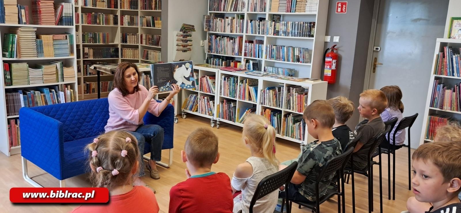 Zdjęcie w galerii na portalu naszraciborz.pl: Bo czytanie zbliża! Za nami Tydzień Czytania Dzieciom w Raciborzu wiadomości z regionu