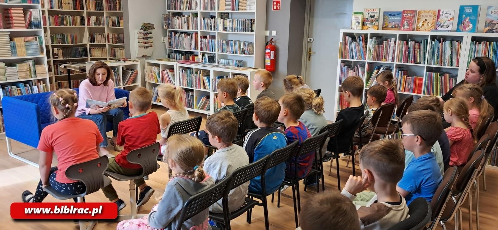 Zdjęcie w galerii na portalu naszraciborz.pl: Bo czytanie zbliża! Za nami Tydzień Czytania Dzieciom w Raciborzu wiadomości z regionu