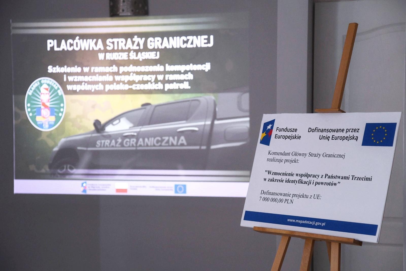 Zdjęcie w galerii na portalu naszraciborz.pl: Autostrada A1 – spektakularny pościg i dynamiczne zatrzymanie! [FOTO i WIDEO] wiadomości z regionu