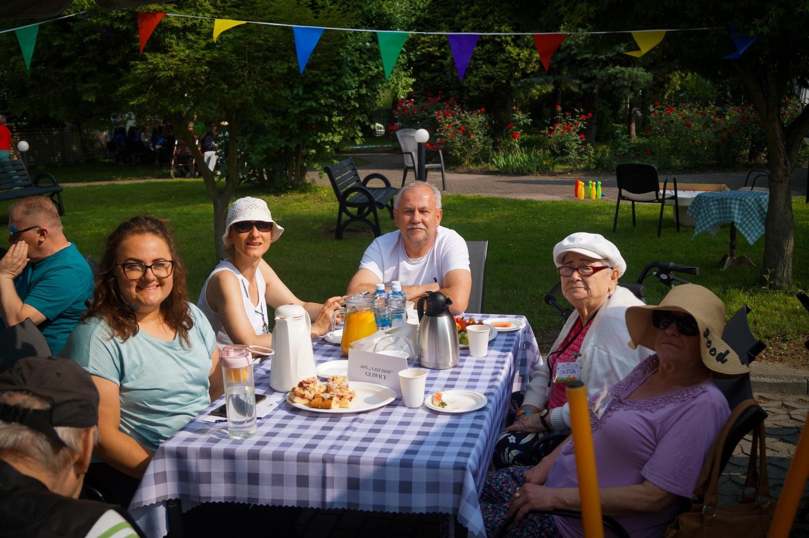 Zdjęcie w galerii na portalu naszraciborz.pl: XXI Spartakiada Domów Pomocy Społecznej Aktywnie, znaczy zdrowo [FOTO] wiadomości z regionu