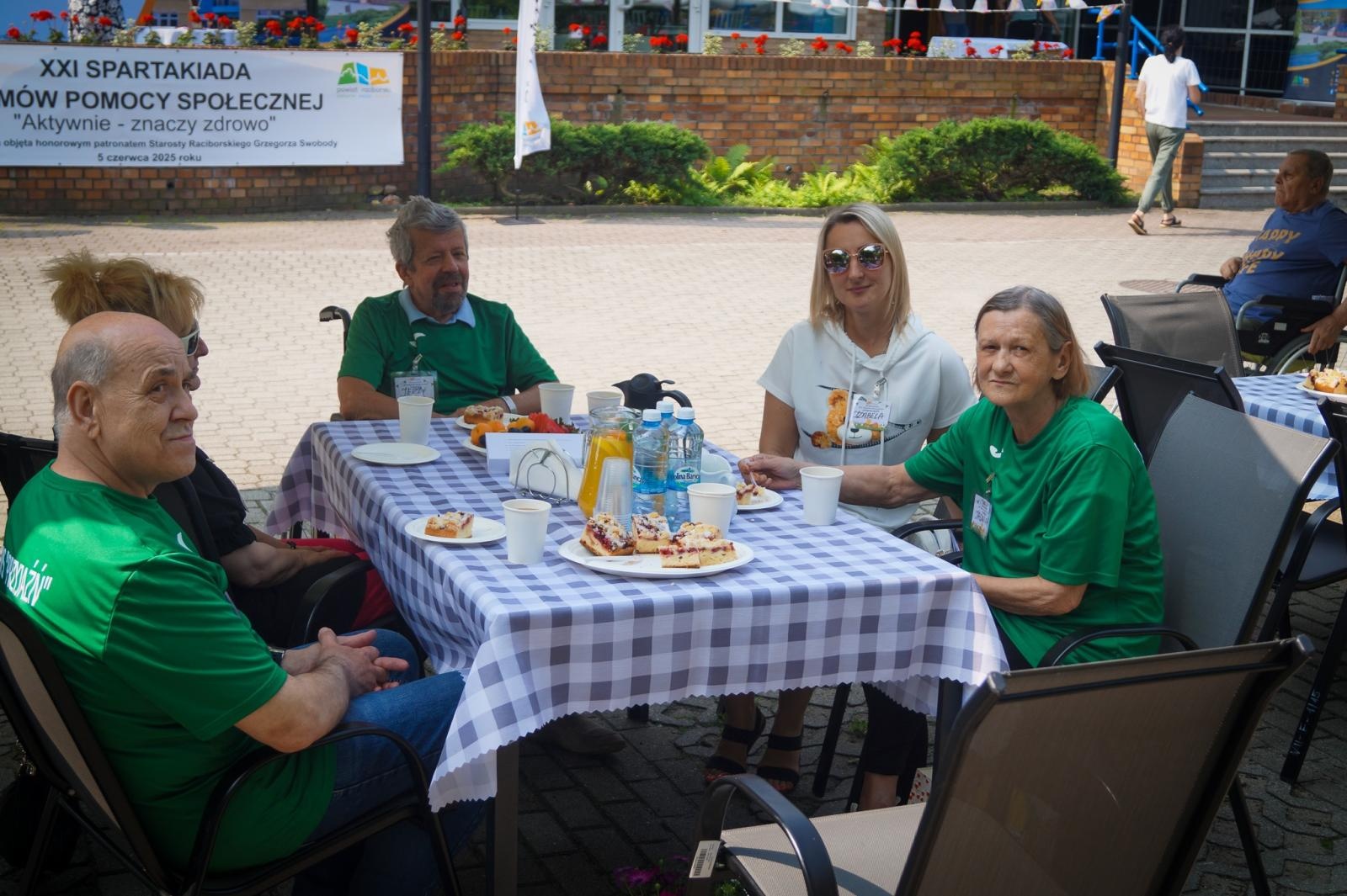 Zdjęcie w galerii na portalu naszraciborz.pl: XXI Spartakiada Domów Pomocy Społecznej Aktywnie, znaczy zdrowo [FOTO] wiadomości z regionu