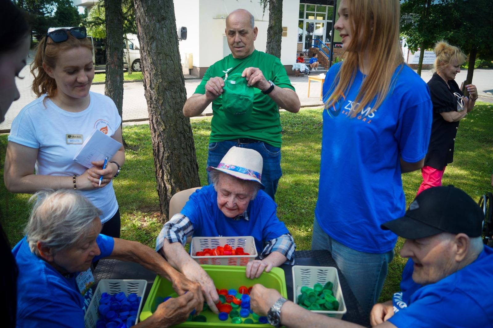 Zdjęcie w galerii na portalu naszraciborz.pl: XXI Spartakiada Domów Pomocy Społecznej Aktywnie, znaczy zdrowo [FOTO] wiadomości z regionu