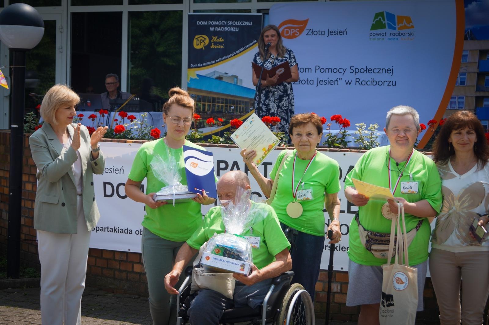Zdjęcie w galerii na portalu naszraciborz.pl: XXI Spartakiada Domów Pomocy Społecznej Aktywnie, znaczy zdrowo [FOTO] wiadomości z regionu