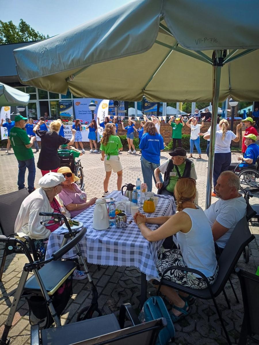 Zdjęcie w galerii na portalu naszraciborz.pl: XXI Spartakiada Domów Pomocy Społecznej Aktywnie, znaczy zdrowo [FOTO] wiadomości z regionu