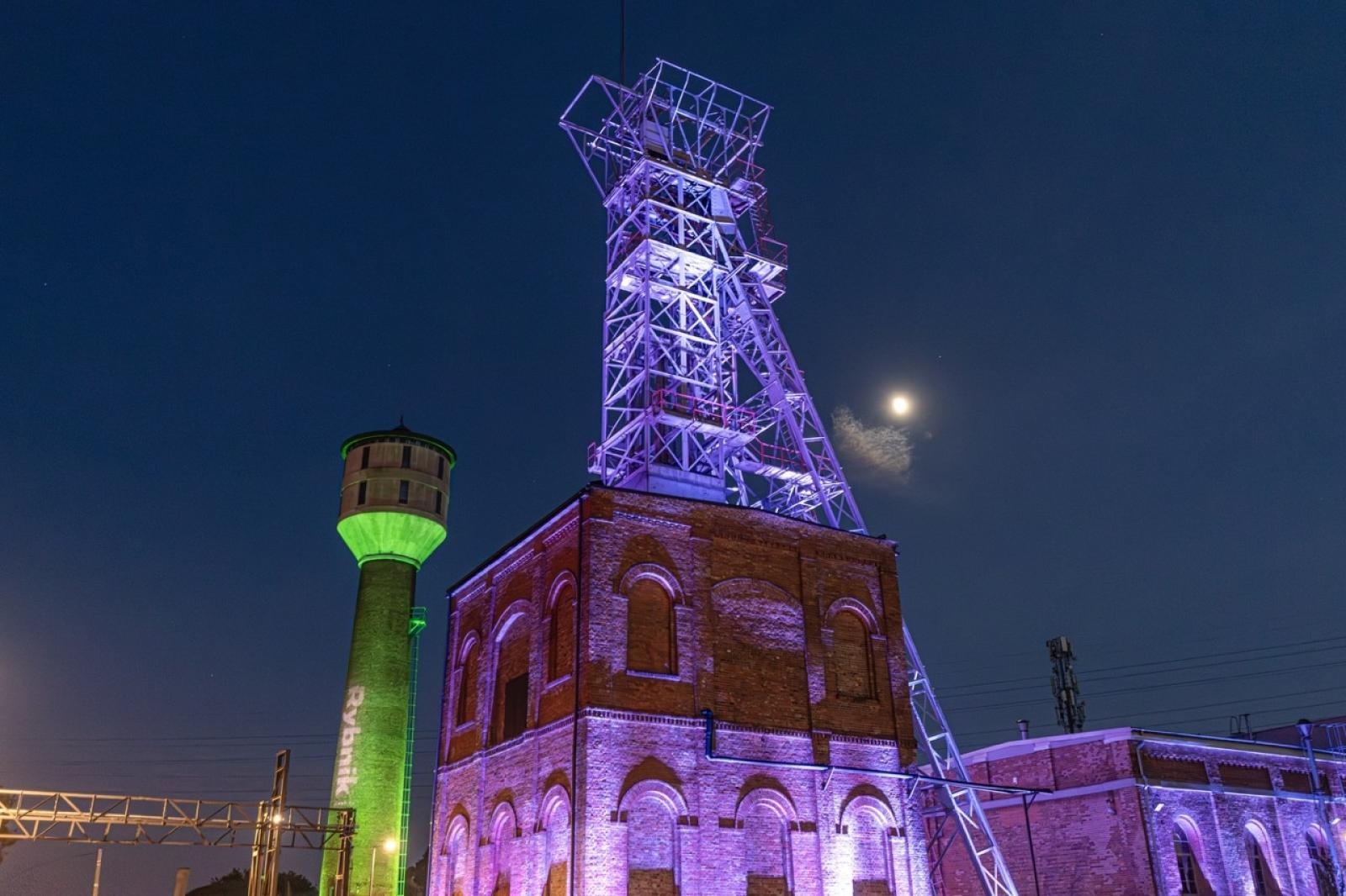 Zdjęcie w galerii na portalu naszraciborz.pl: INDUSTRIADA 2025 - Aż 3500 osób świętowało w Rybniku wiadomości z regionu