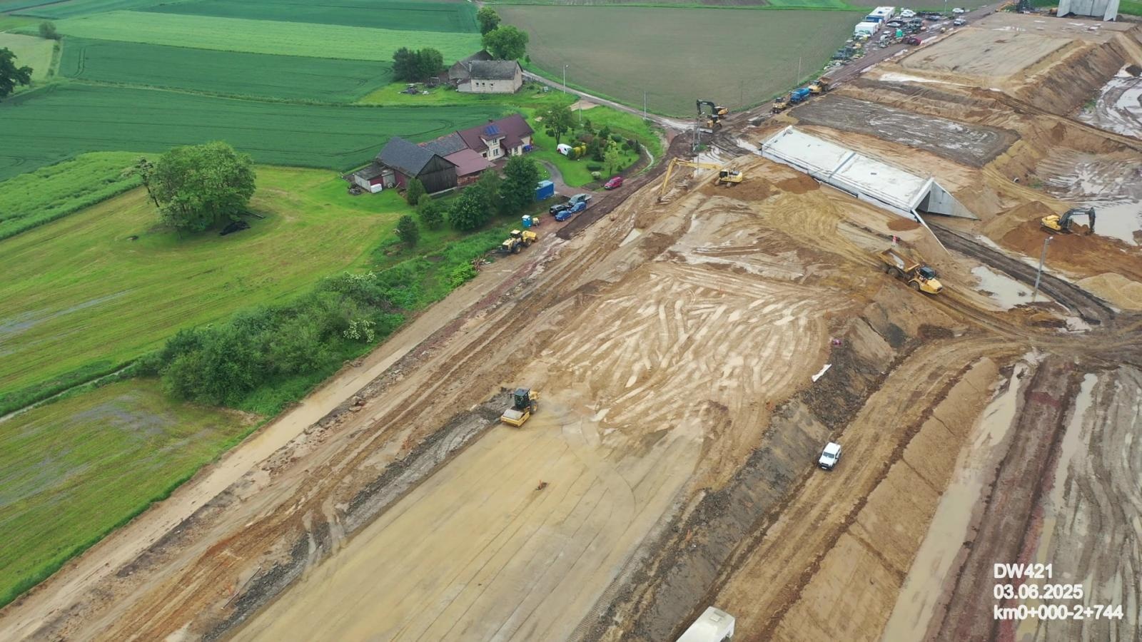 Zdjęcie w galerii na portalu naszraciborz.pl: Tak powstaje nowy most pod Raciborzem. Zaawansowanie prac przekroczyło 50 proc. [FOTO] wiadomości z regionu