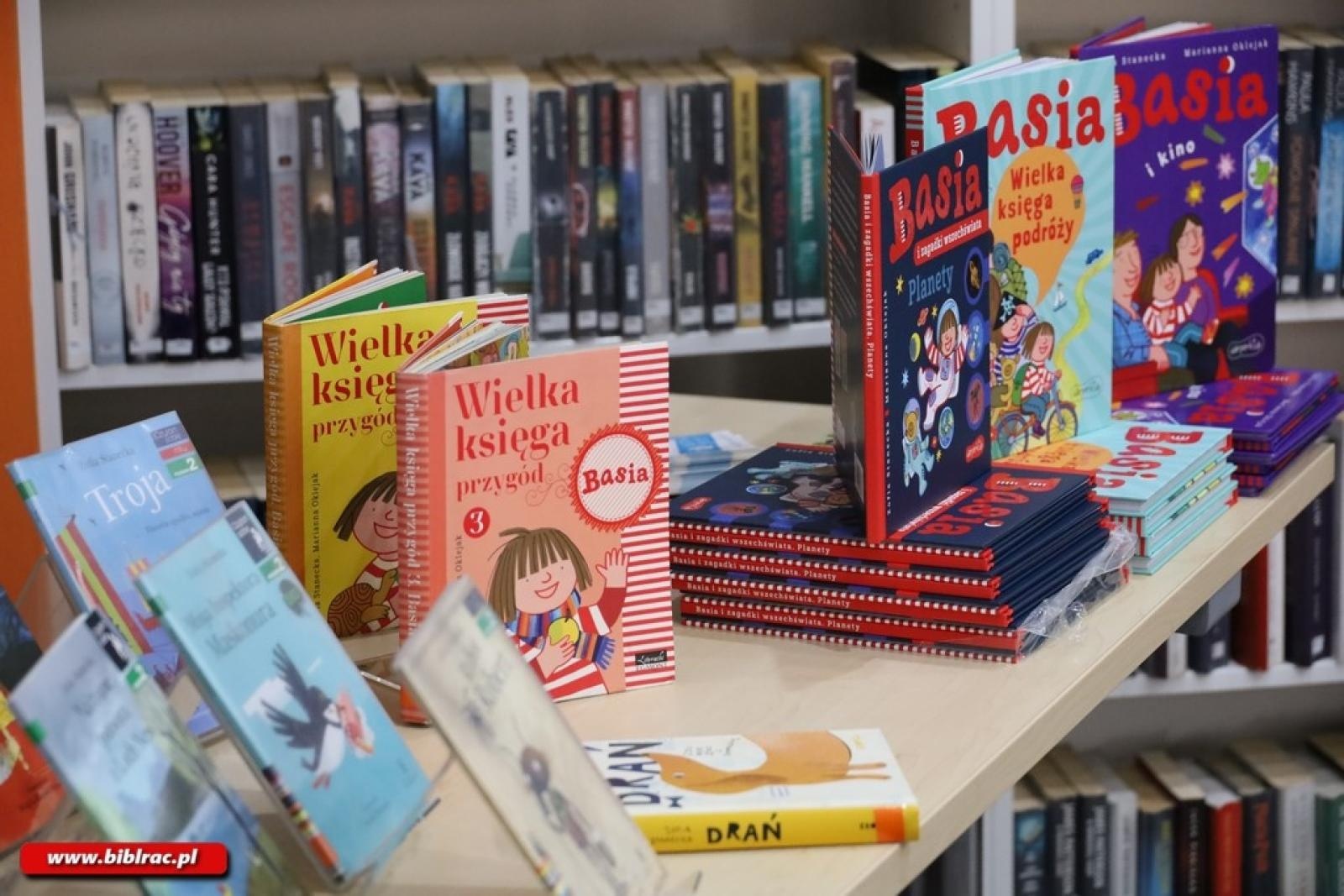 Zdjęcie w galerii na portalu naszraciborz.pl: Spotkanie z wyobraźnią – Zofia Stanecka w raciborskiej bibliotece wiadomości z regionu