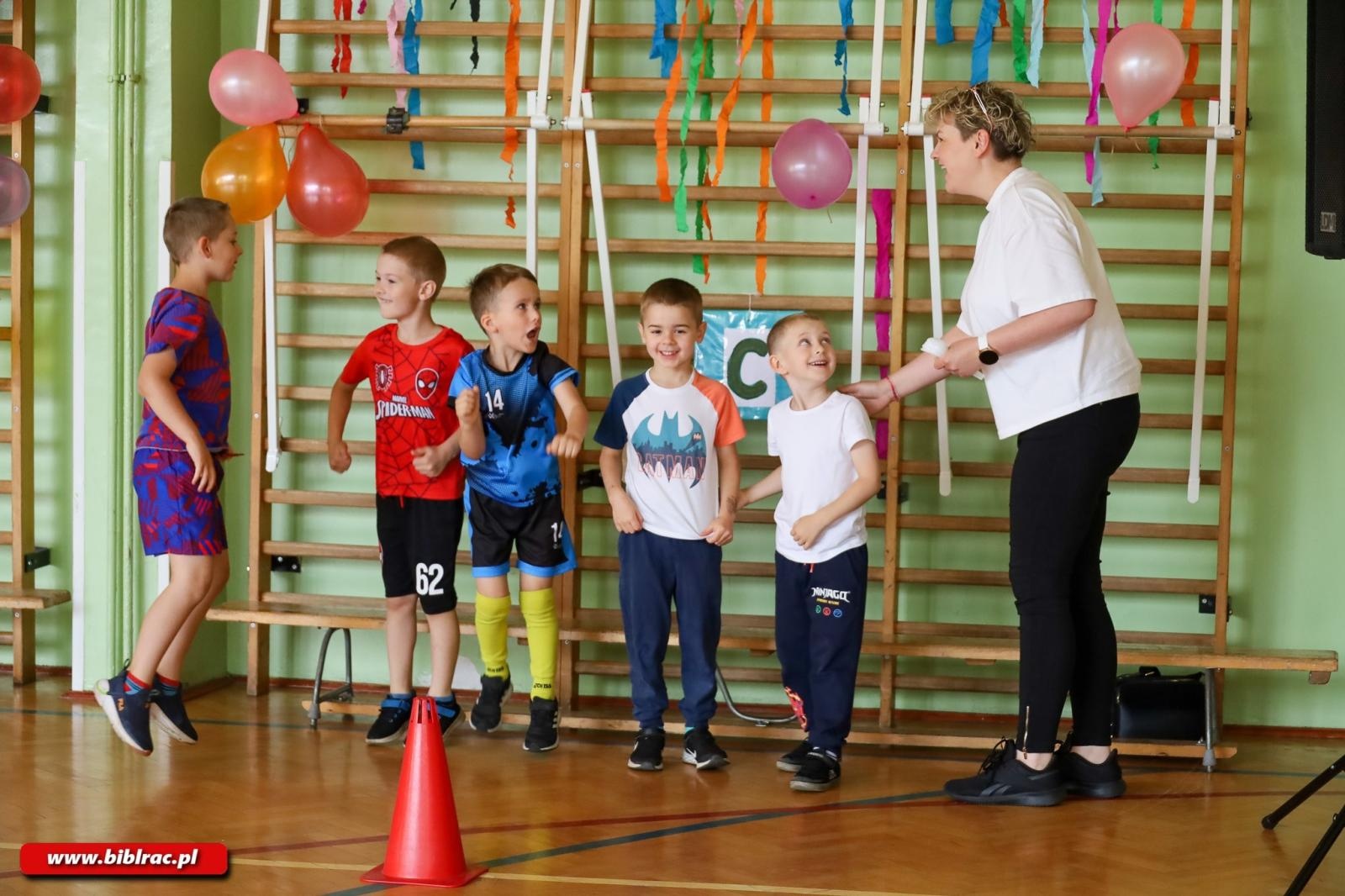 Zdjęcie w galerii na portalu naszraciborz.pl: Czerwcowy Turniej Przedszkolaków – Wszystkie dzieci nasze są! wiadomości z regionu
