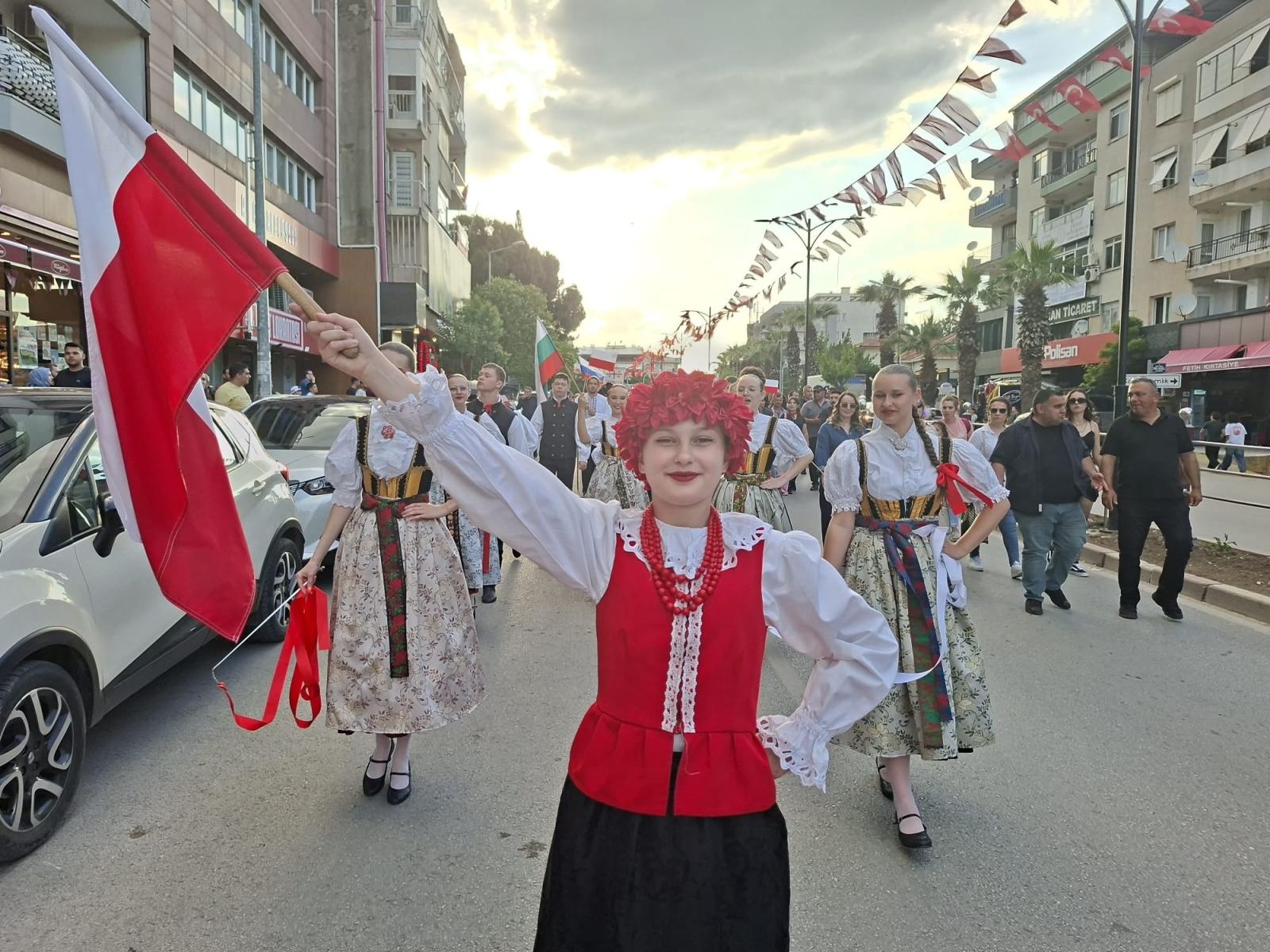 Zdjęcie w galerii na portalu naszraciborz.pl: Turecka przygoda tancerzy raciborskiego Źródła wiadomości z regionu