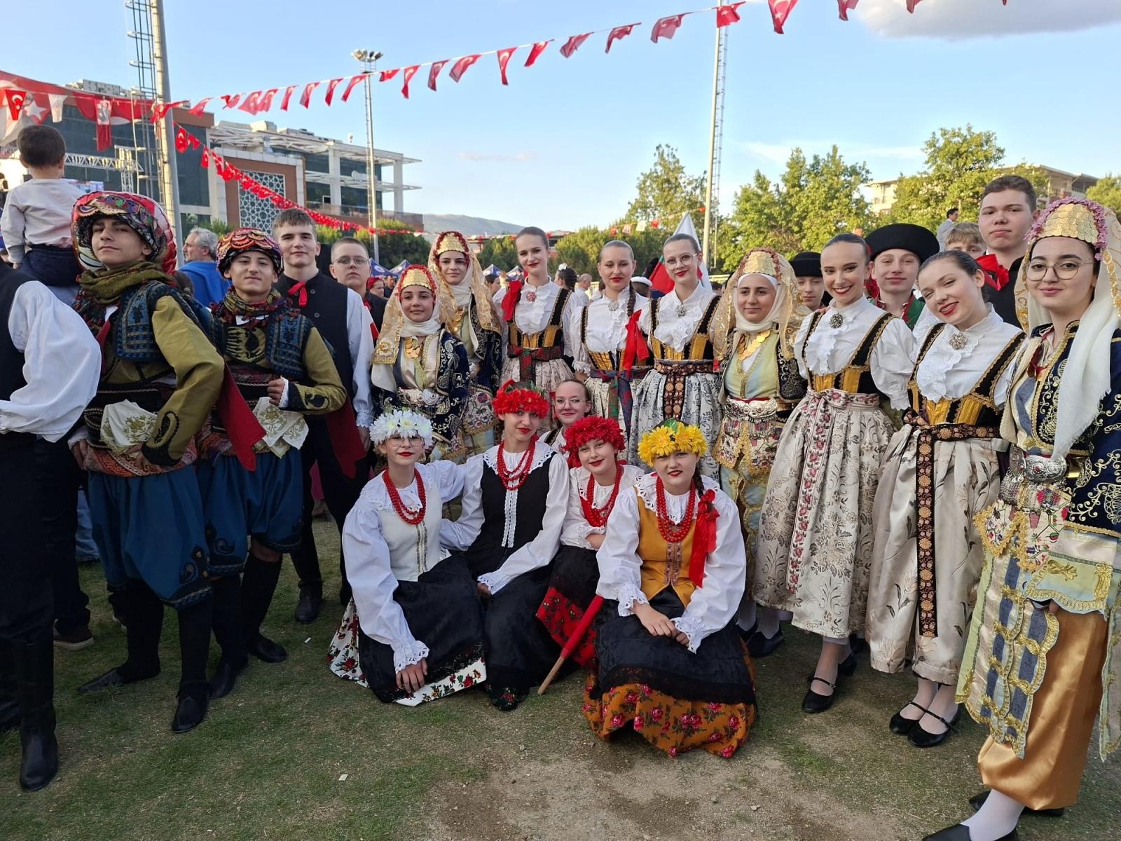 Zdjęcie w galerii na portalu naszraciborz.pl: Turecka przygoda tancerzy raciborskiego Źródła wiadomości z regionu