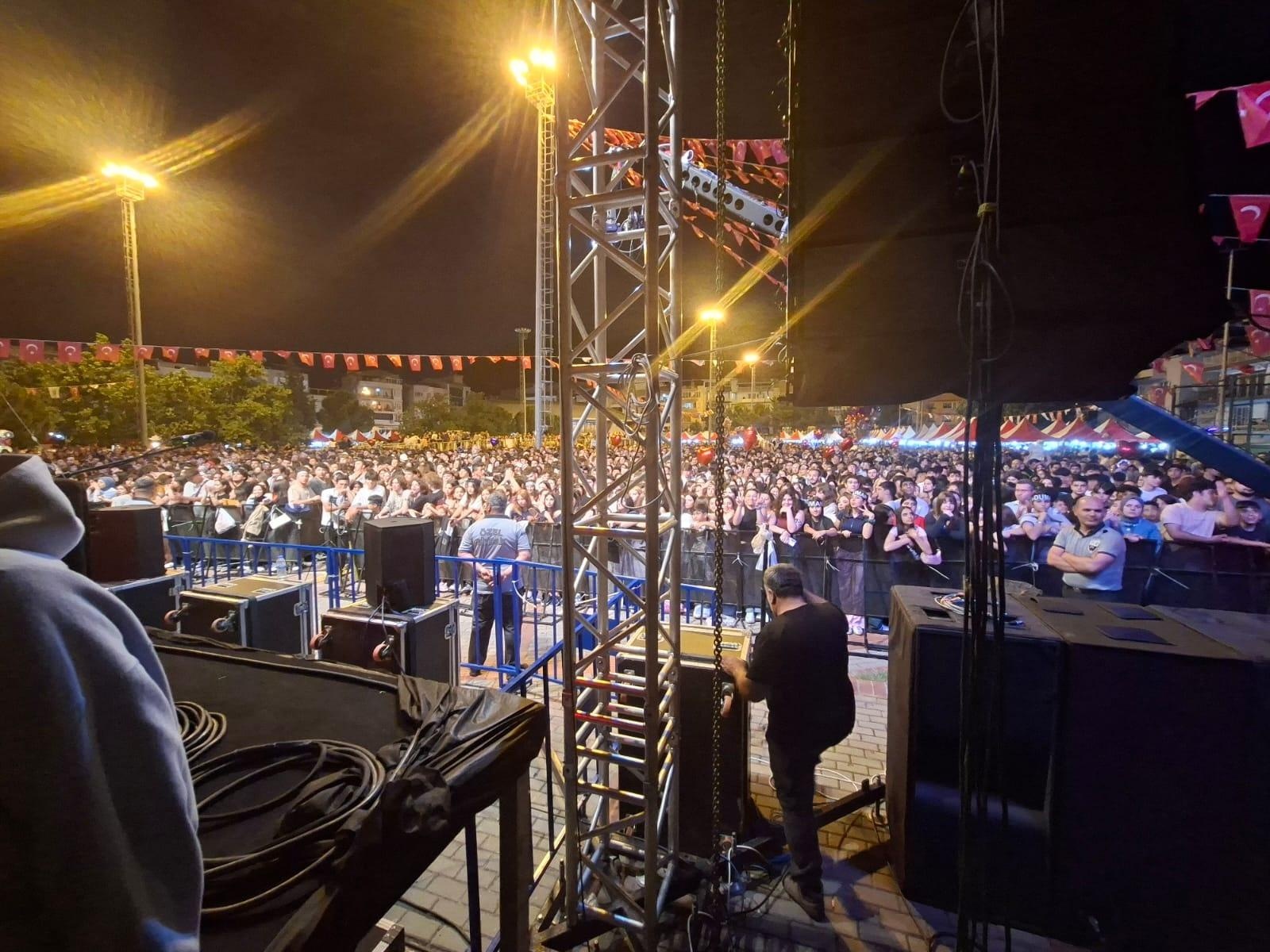 Zdjęcie w galerii na portalu naszraciborz.pl: Turecka przygoda tancerzy raciborskiego Źródła wiadomości z regionu