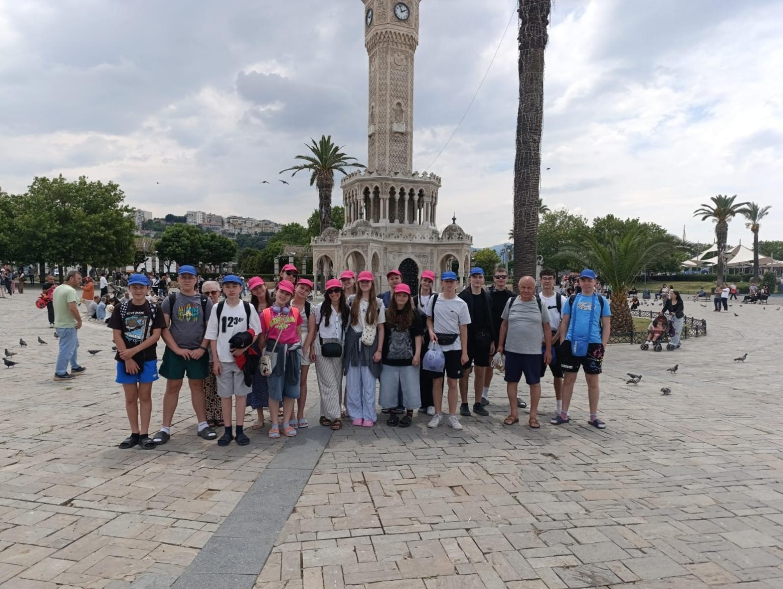 Zdjęcie w galerii na portalu naszraciborz.pl: Turecka przygoda tancerzy raciborskiego Źródła wiadomości z regionu