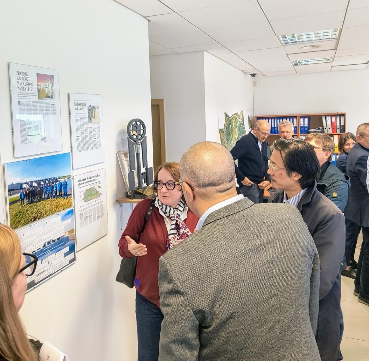 Zdjęcie w galerii na portalu naszraciborz.pl: Wizyta delegacji Banku Światowego okazją do podsumowania funkcjonowania zbiornika Racibórz Dolny w czasie powodzi wiadomości z regionu