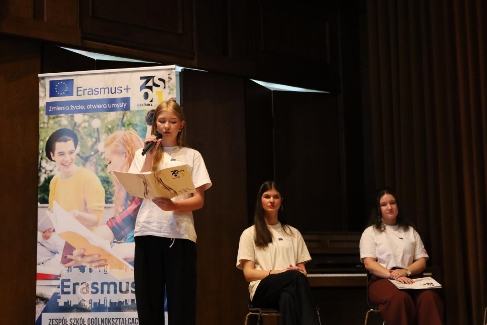 Zdjęcie w galerii na portalu naszraciborz.pl: Woman Can Do It – międzynarodowy projekt ZSO nr 1 na rzecz edukacji i równości wiadomości z regionu