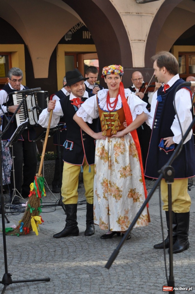 Zdjęcie w galerii na portalu naszraciborz.pl: Majówka po raciborsku wiadomości z regionu