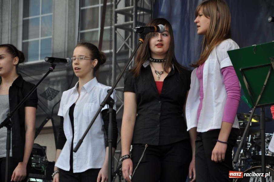 Zdjęcie w galerii na portalu naszraciborz.pl: Majówka po raciborsku wiadomości z regionu