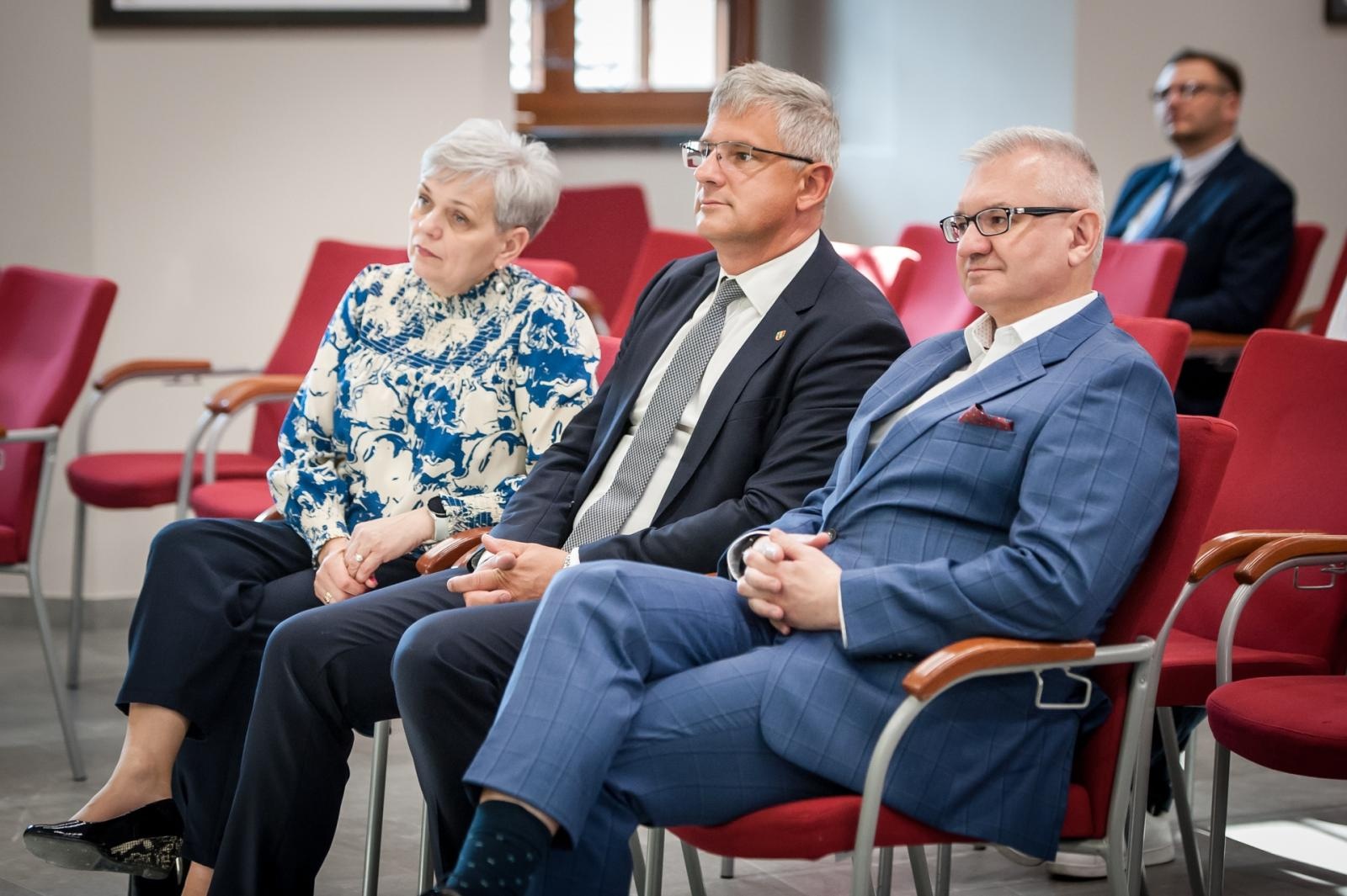 Zdjęcie w galerii na portalu naszraciborz.pl: W zamkowej kaplicy pw. św. Tomasza Becketa znów wybrzmiały organy z 1873 roku [FOTO i WIDEO] wiadomości z regionu