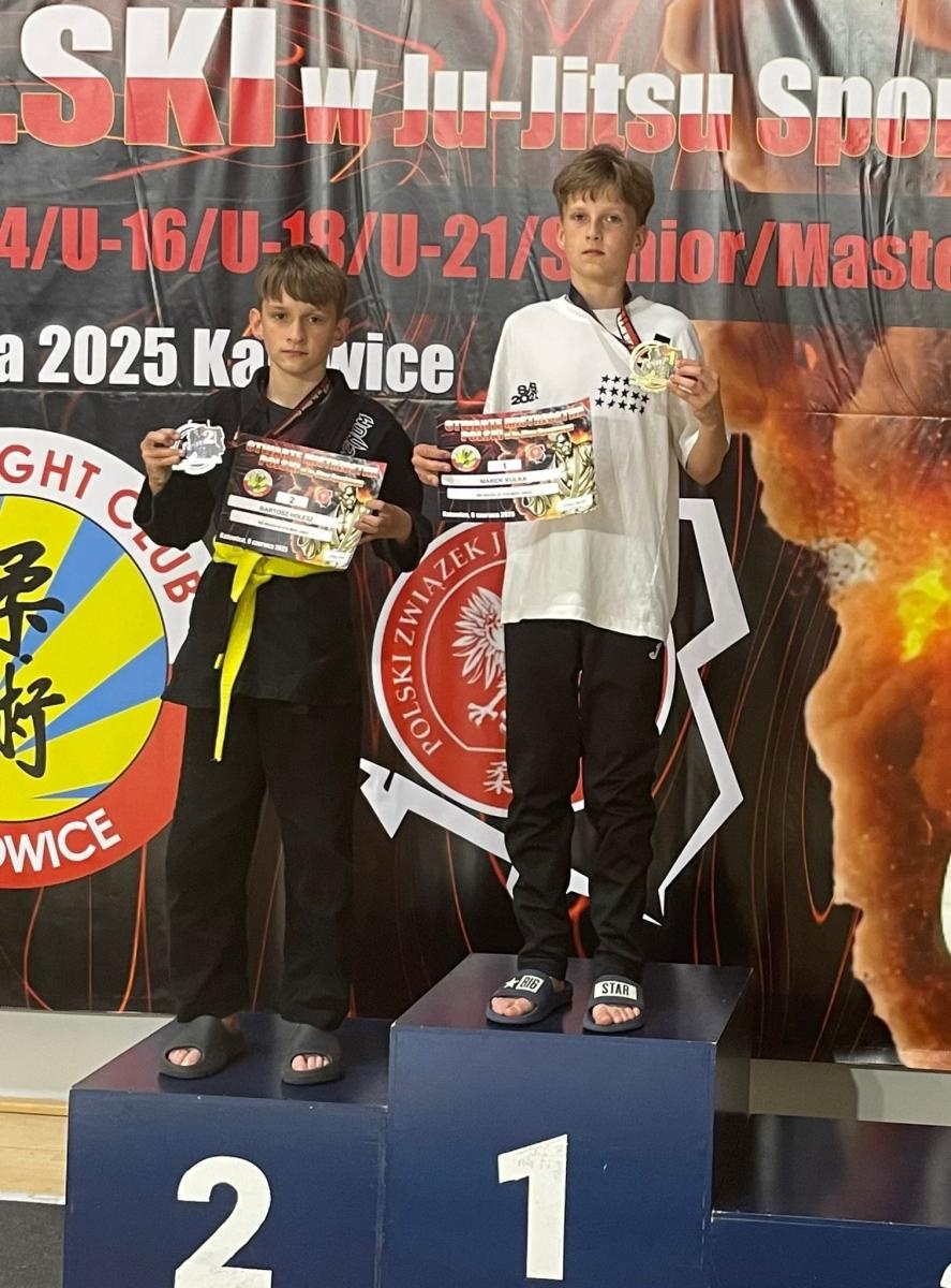 Zdjęcie w galerii na portalu naszraciborz.pl: Łamatorzy wracają z workiem medali z Mistrzostw Polski wiadomości z regionu