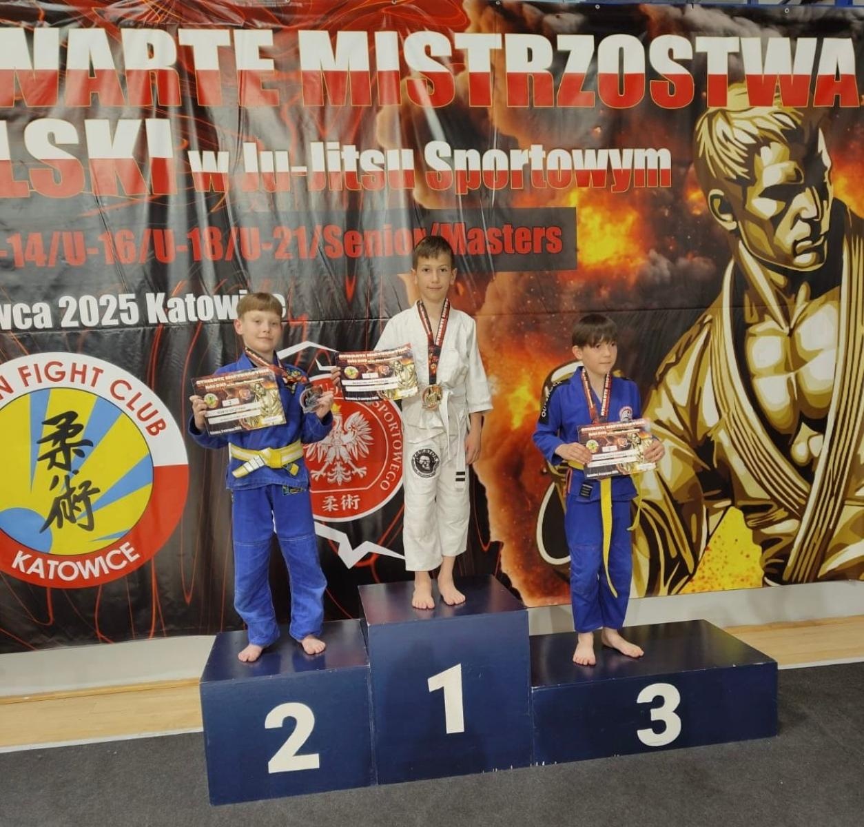 Zdjęcie w galerii na portalu naszraciborz.pl: Łamatorzy wracają z workiem medali z Mistrzostw Polski wiadomości z regionu