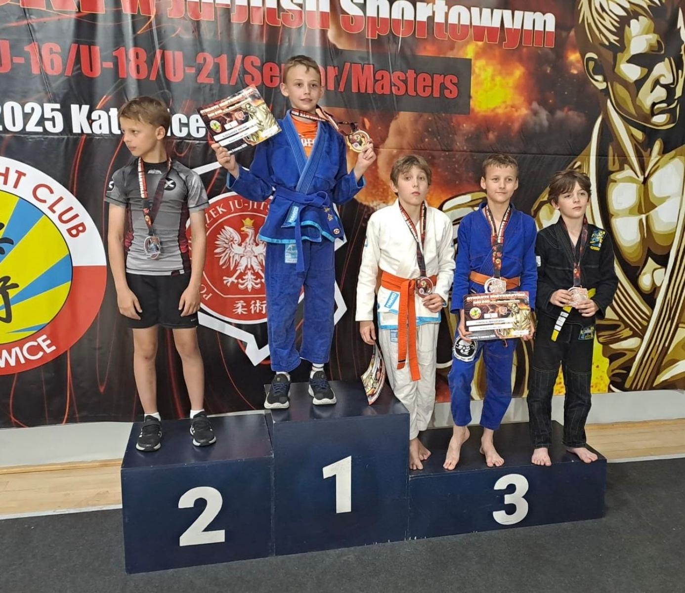 Zdjęcie w galerii na portalu naszraciborz.pl: Łamatorzy wracają z workiem medali z Mistrzostw Polski wiadomości z regionu