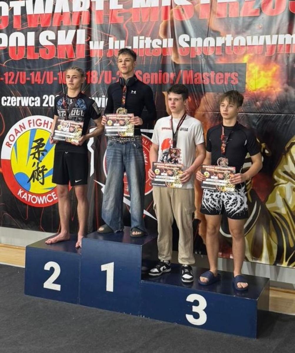 Zdjęcie w galerii na portalu naszraciborz.pl: Łamatorzy wracają z workiem medali z Mistrzostw Polski wiadomości z regionu