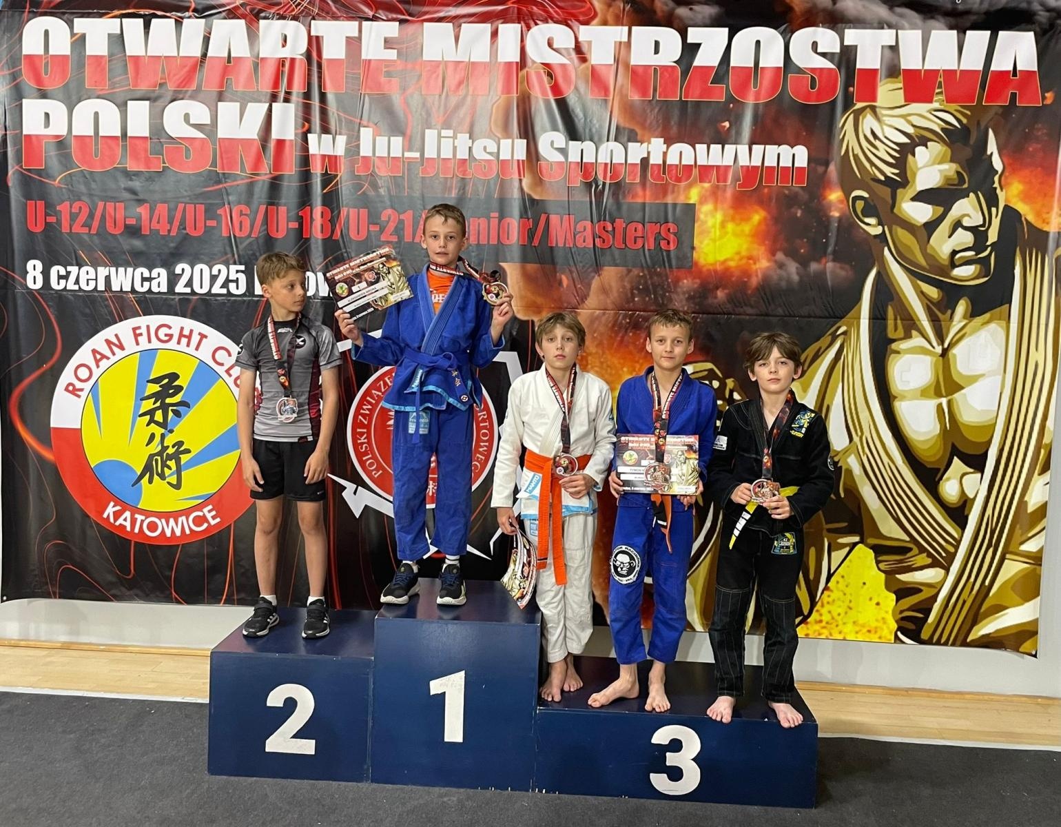 Zdjęcie w galerii na portalu naszraciborz.pl: Łamatorzy wracają z workiem medali z Mistrzostw Polski wiadomości z regionu